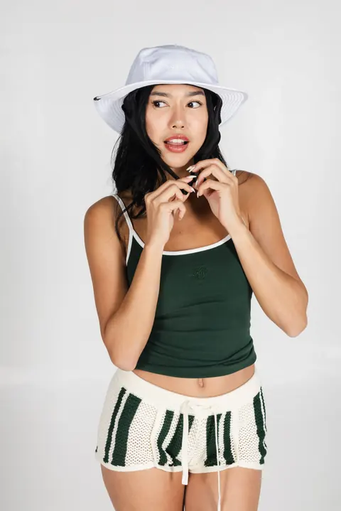 AQUATIQUE White bucket hat, worn in the studio